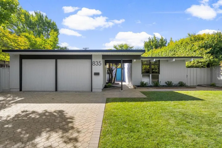 835 Talisman Drive, Palo Alto, California 94303