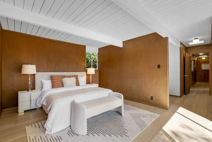 835 Talisman Drive, Palo Alto, California 94303