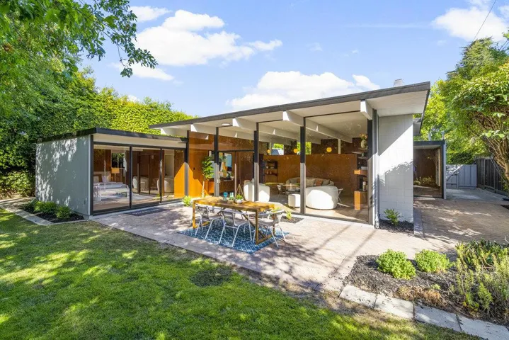 835 Talisman Drive, Palo Alto, California 94303