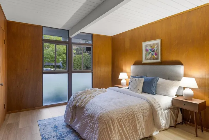 835 Talisman Drive, Palo Alto, California 94303