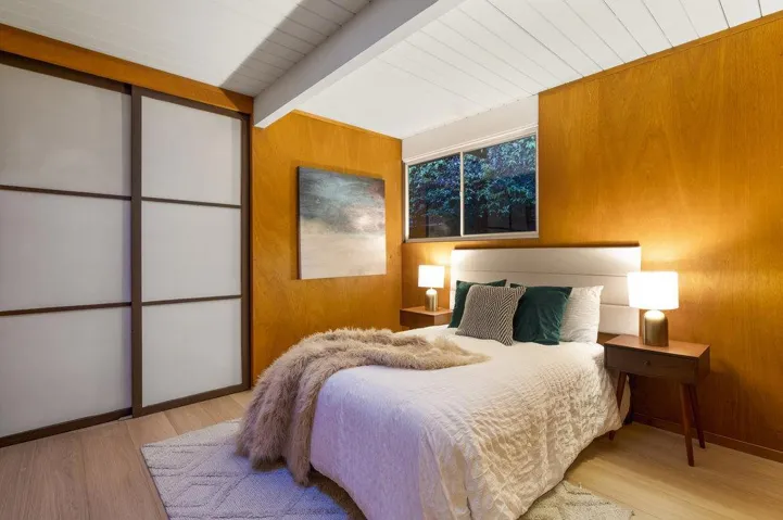 835 Talisman Drive, Palo Alto, California 94303