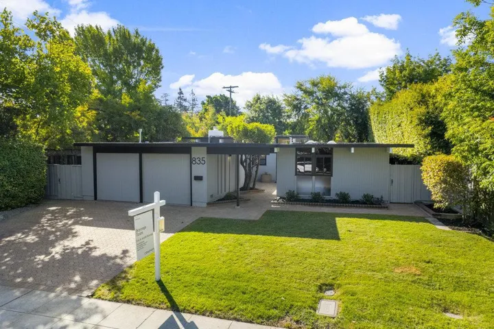 835 Talisman Drive, Palo Alto, California 94303
