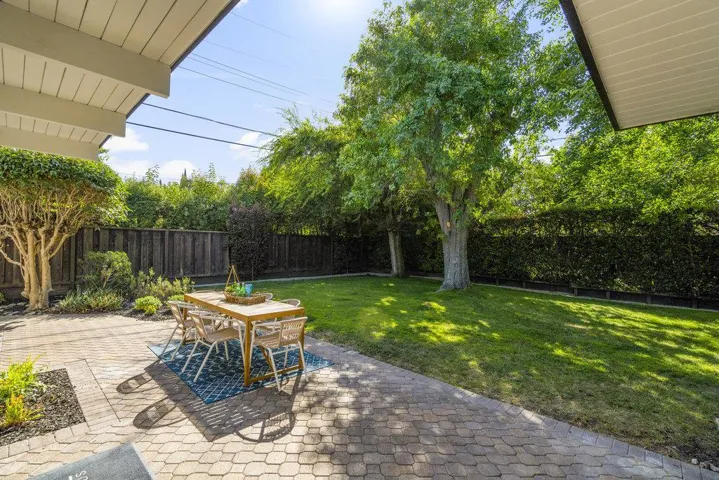 835 Talisman Drive, Palo Alto, California 94303