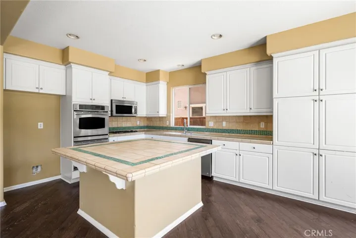 27562 Hackberry Street, Murrieta, California 92562