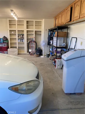 Built-ins in the garage