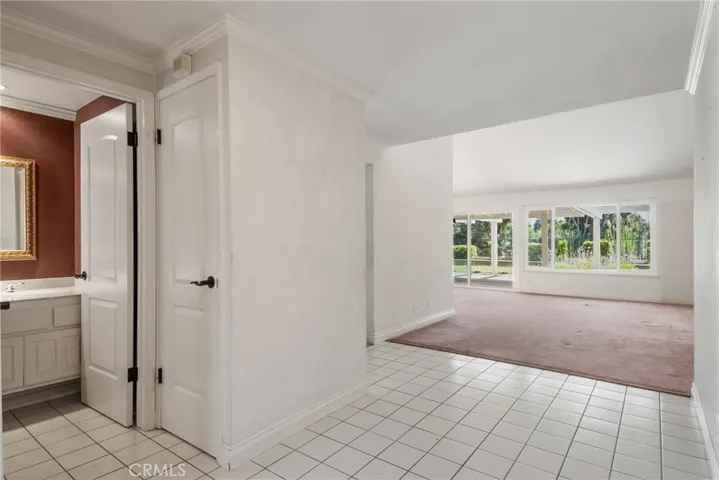 412 S Oakgrove Circle, Anaheim Hills, California 92807