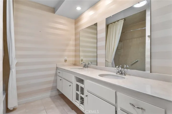 412 S Oakgrove Circle, Anaheim Hills, California 92807