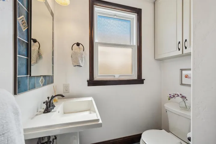 490 Diehl Ave, San Leandro, California 94577