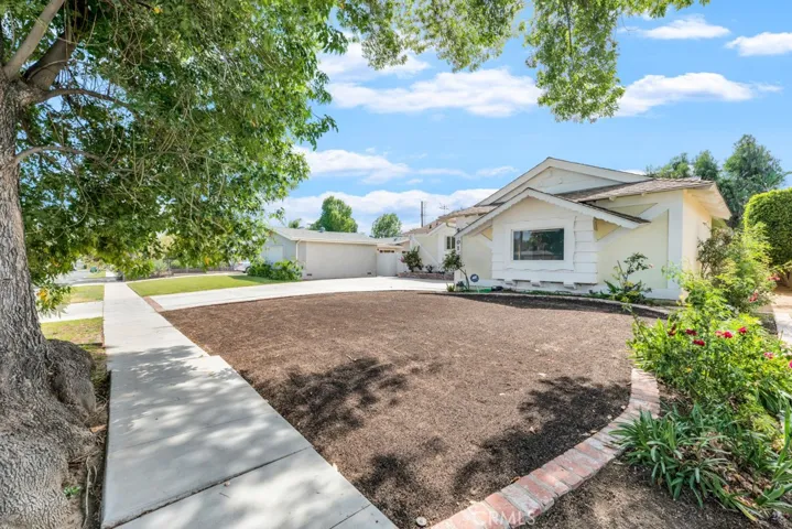 9401 Rhea Avenue, Northridge, California 91324