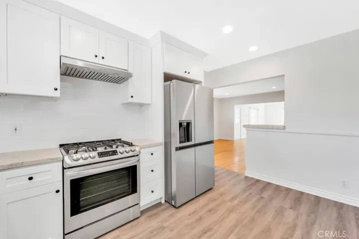 9401 Rhea Avenue, Northridge, California 91324