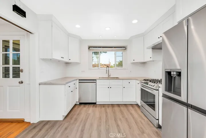 9401 Rhea Avenue, Northridge, California 91324