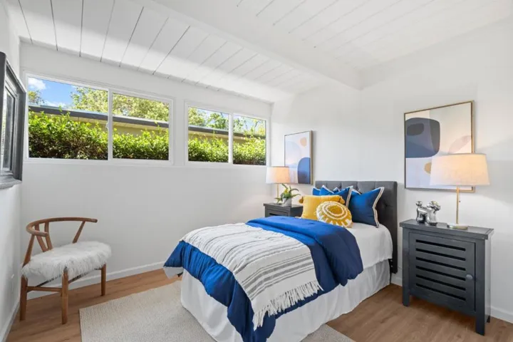 2621 Greer Road, Palo Alto, California 94303
