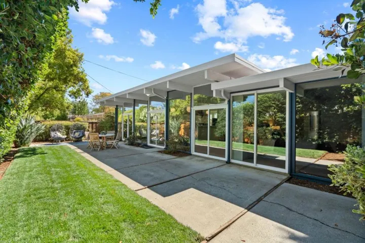 2621 Greer Road, Palo Alto, California 94303