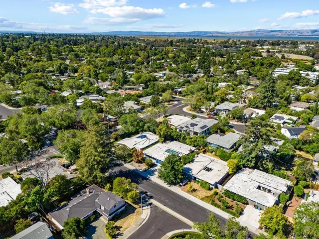 2621 Greer Road, Palo Alto, California 94303