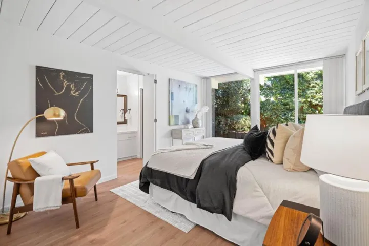 2621 Greer Road, Palo Alto, California 94303