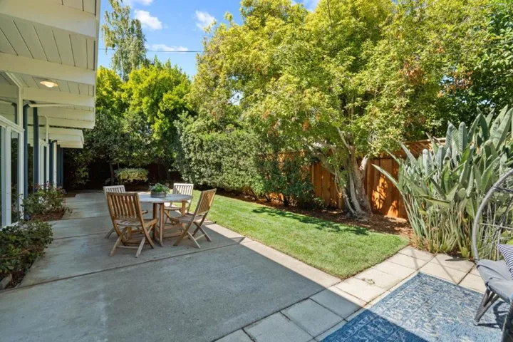 2621 Greer Road, Palo Alto, California 94303