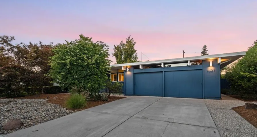 2621 Greer Road, Palo Alto, California 94303