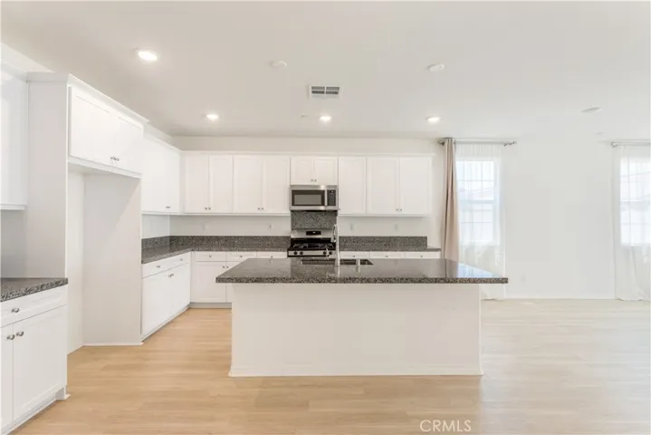 27556 Blooming Vista Way, Menifee, California 92584