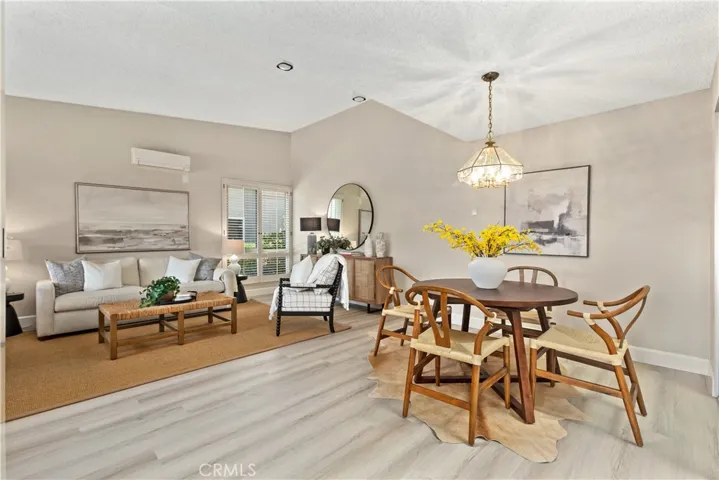 1881 Mckinney Way 28e, Seal Beach, California 90740