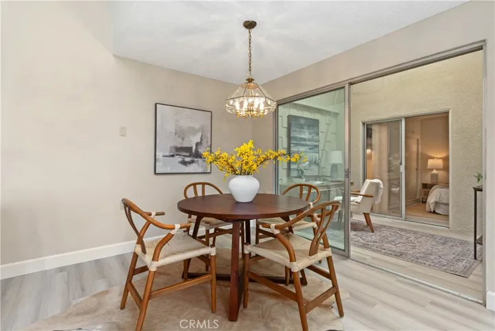 1881 Mckinney Way 28e, Seal Beach, California 90740