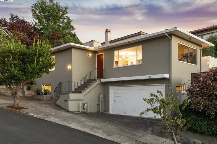 111 Agnes Street, Oakland, California 94618
