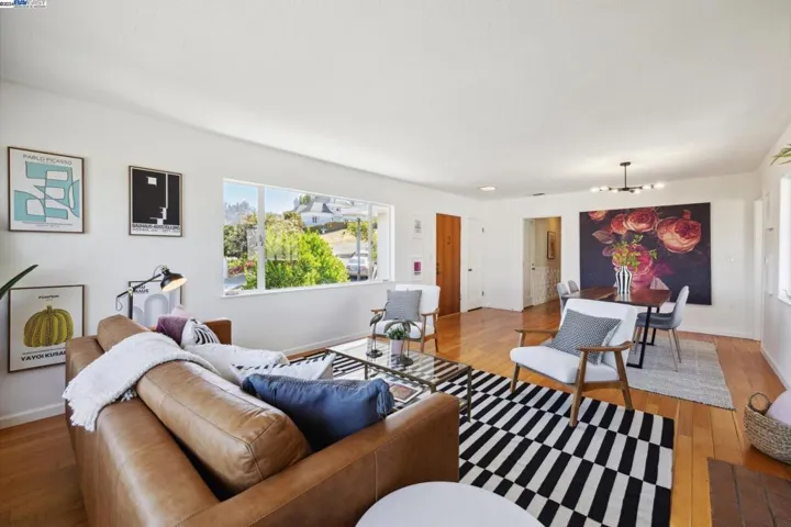 111 Agnes Street, Oakland, California 94618