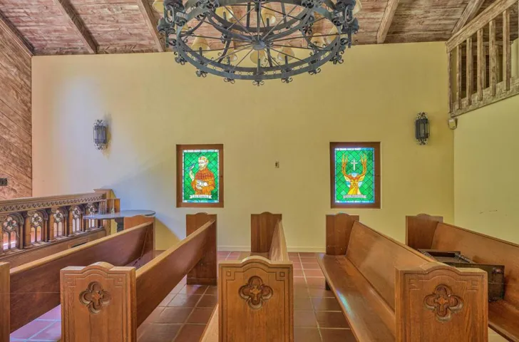 18820 Cachagua Road, Carmel Valley, California 93924