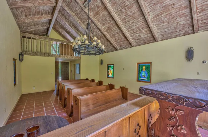 18820 Cachagua Road, Carmel Valley, California 93924
