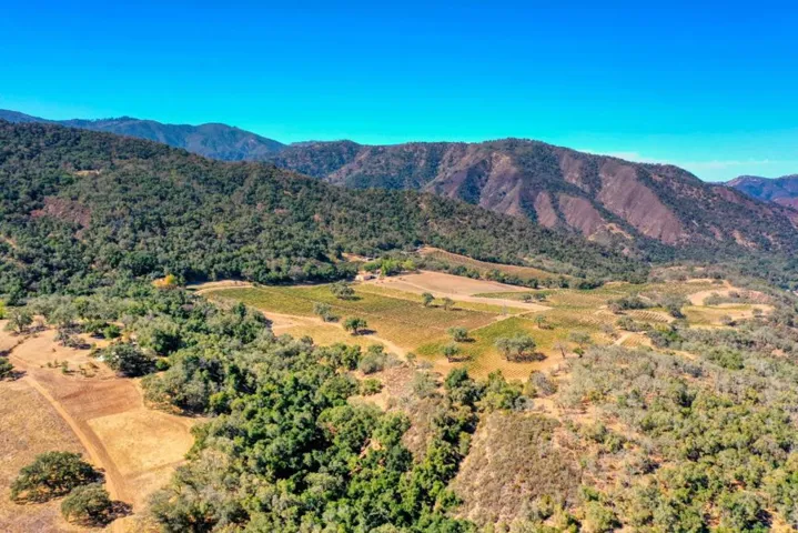 18820 Cachagua Road, Carmel Valley, California 93924