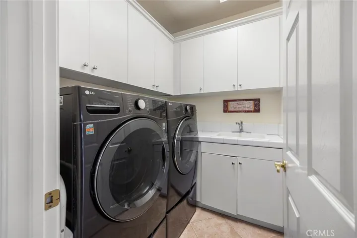 Large Laundry Room