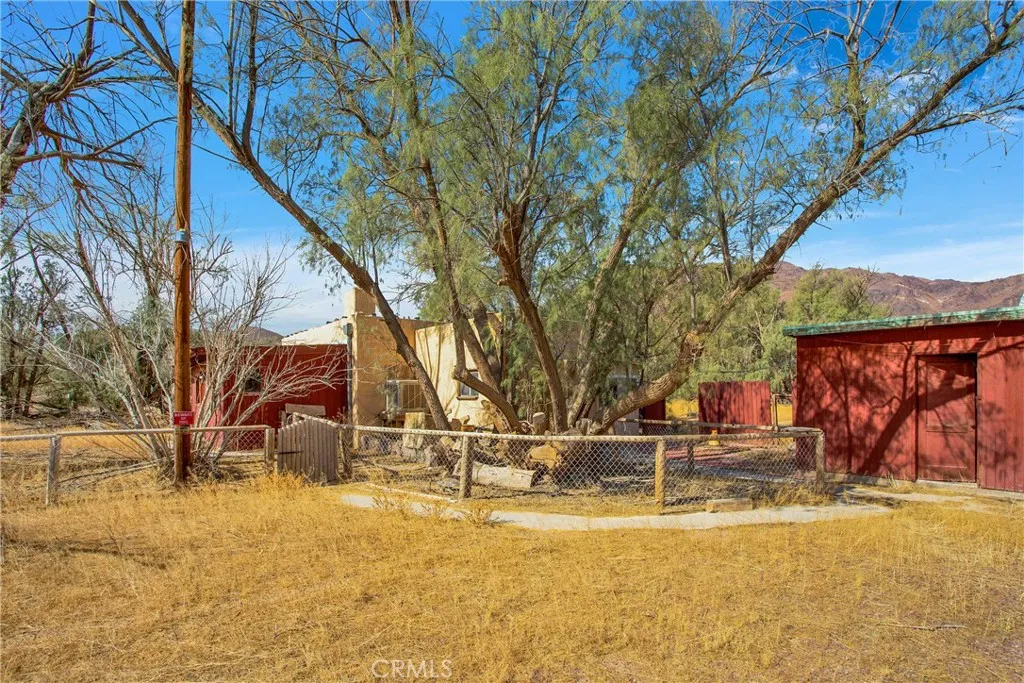 31011 Aleppo Lane, Newberry Springs, California 92365 home-pic-36