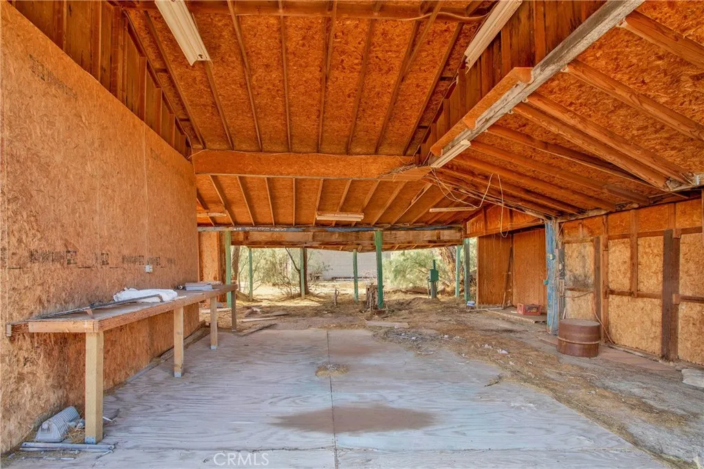 31011 Aleppo Lane, Newberry Springs, California 92365 home-pic-27