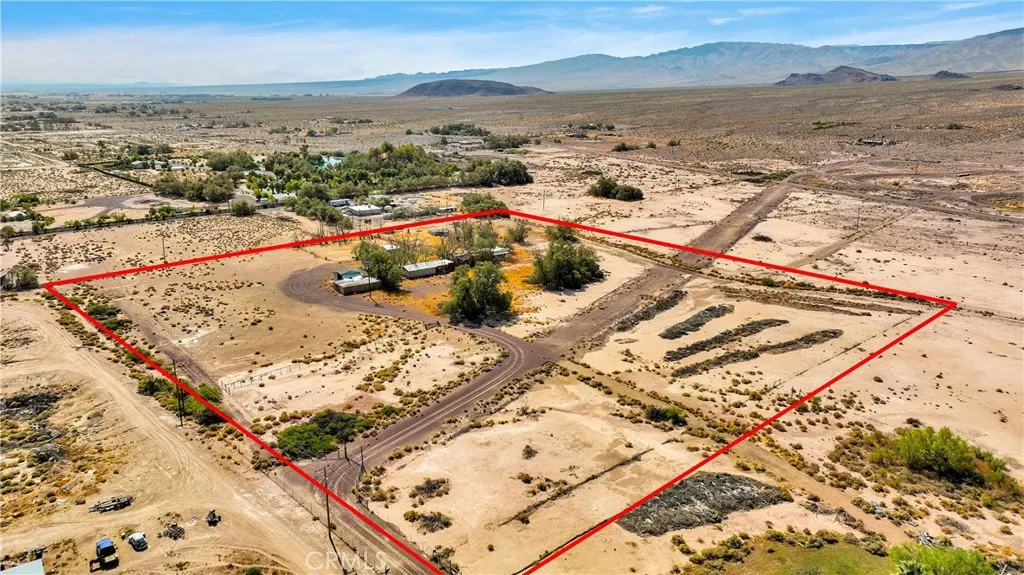 31011 Aleppo Lane, Newberry Springs, California 92365 home-pic-53