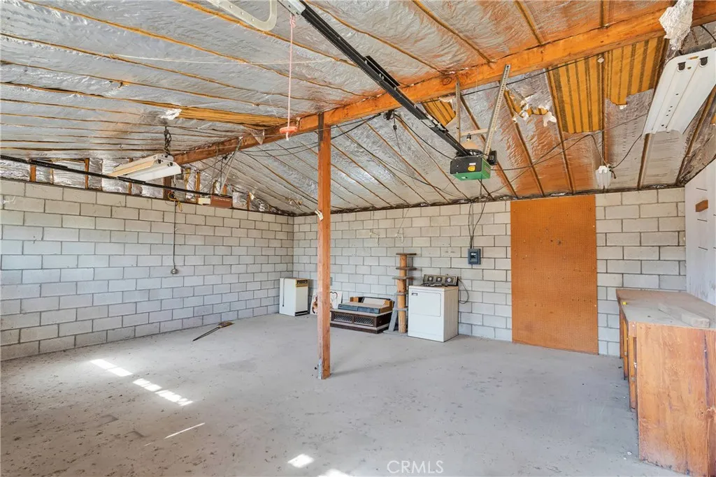 31011 Aleppo Lane, Newberry Springs, California 92365 home-pic-34