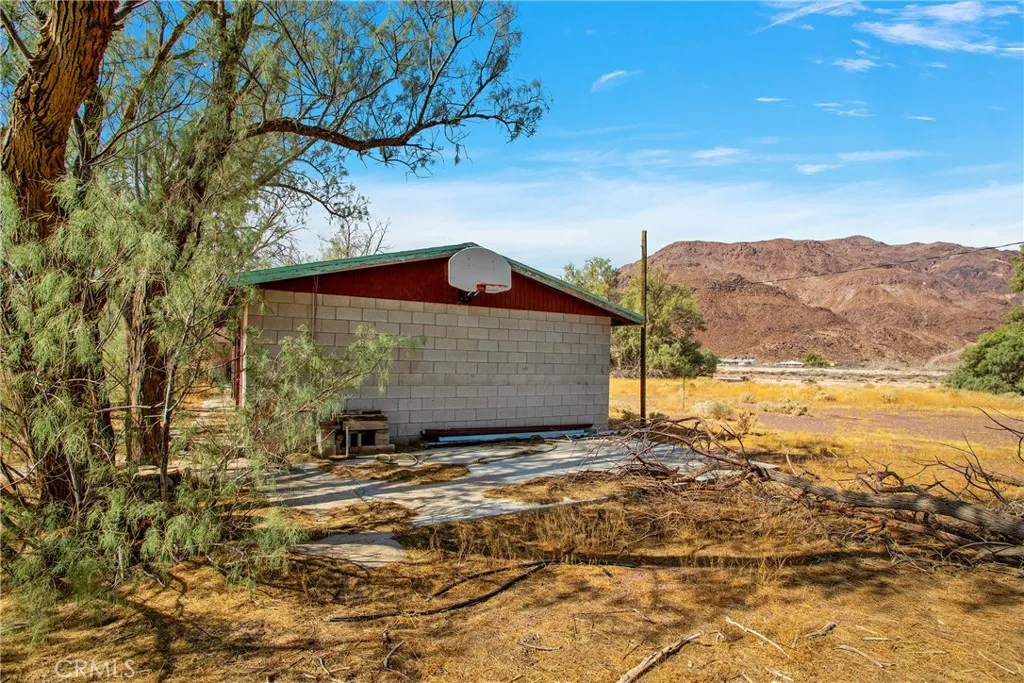 31011 Aleppo Lane, Newberry Springs, California 92365 home-pic-30