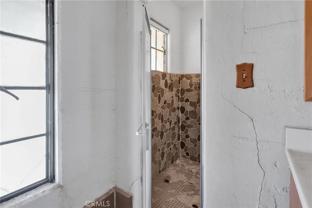 31011 Aleppo Lane, Newberry Springs, California 92365 home-pic-24
