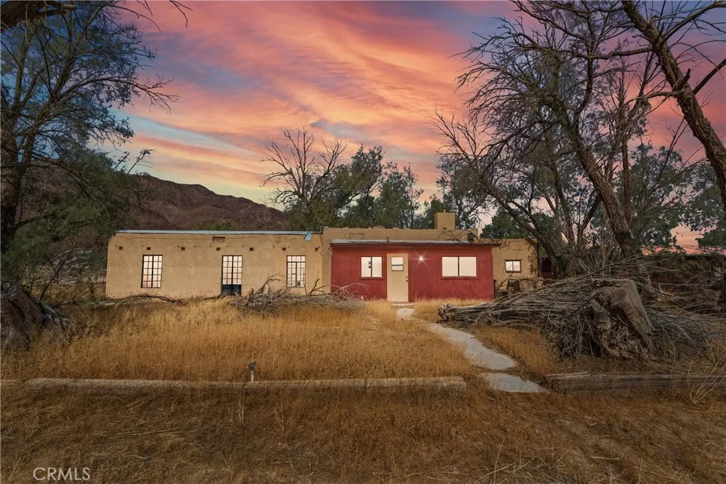 31011 Aleppo Lane, Newberry Springs, California 92365 home-pic-0