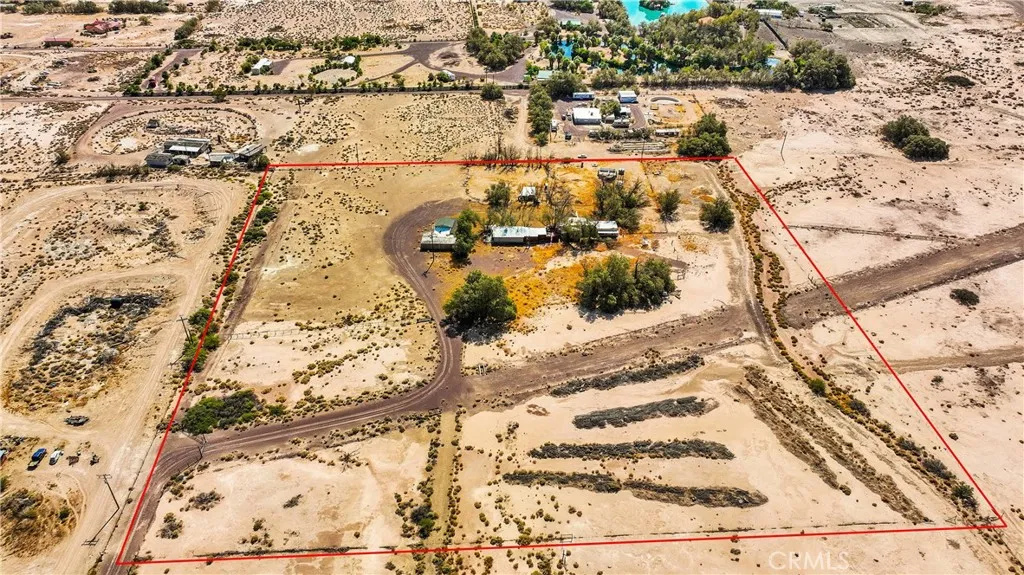 31011 Aleppo Lane, Newberry Springs, California 92365 home-pic-58