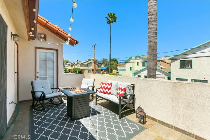 1709 Perkins Lane, Redondo Beach, California 90278