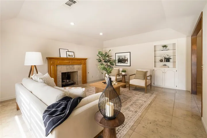 728 Woodbridge Drive, Chico, California 95926