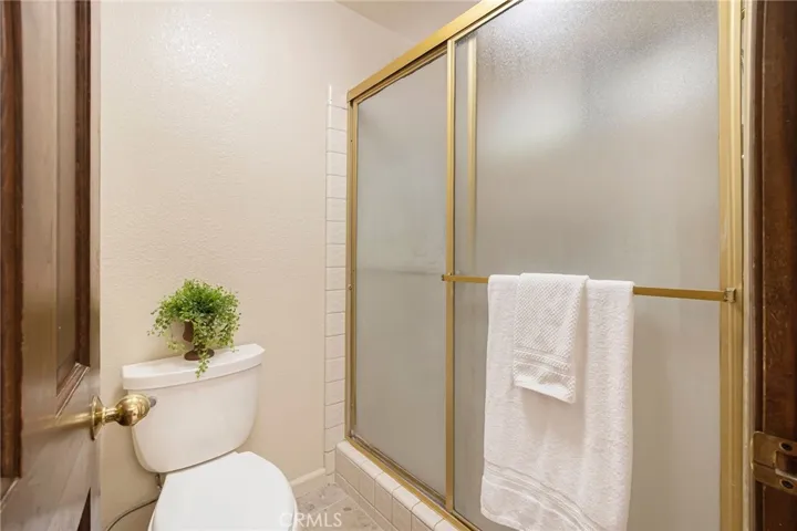 728 Woodbridge Drive, Chico, California 95926