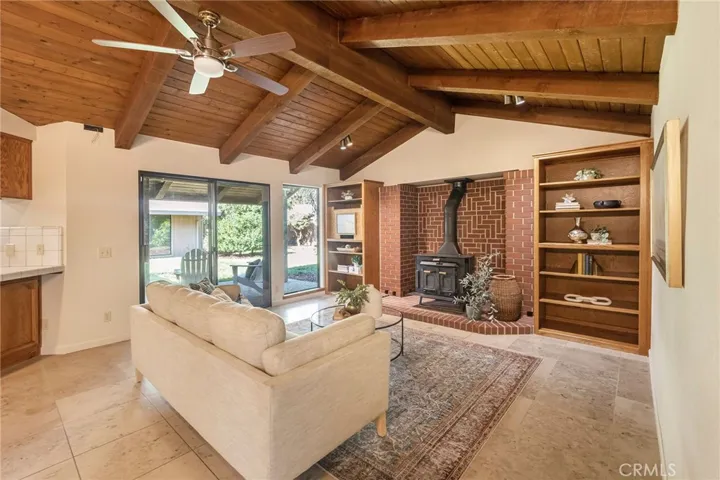 728 Woodbridge Drive, Chico, California 95926
