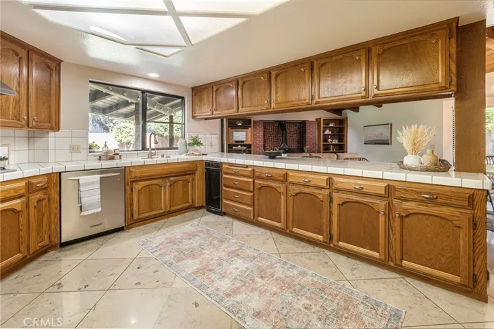 728 Woodbridge Drive, Chico, California 95926