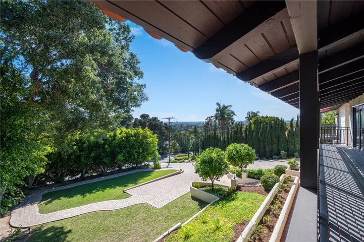 1501 Foothill Boulevard, North Tustin, California 92705