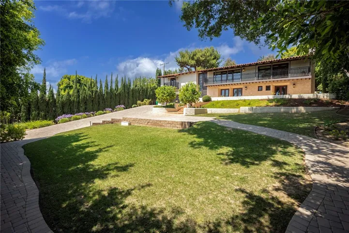 1501 Foothill Boulevard, North Tustin, California 92705