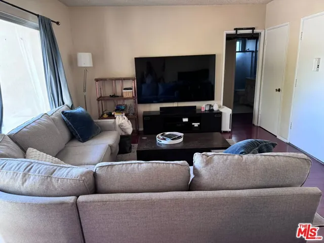 1101 Euclid Street B, Santa Monica, California 90403