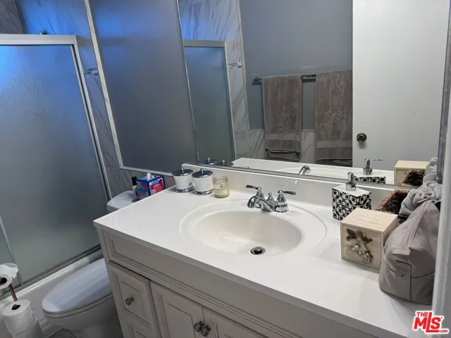 1101 Euclid Street B, Santa Monica, California 90403