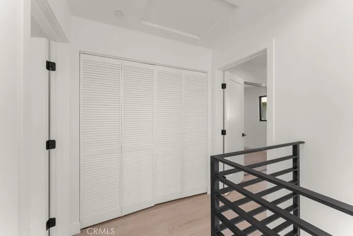 2155 Glenada Avenue D, Montrose, California 91020