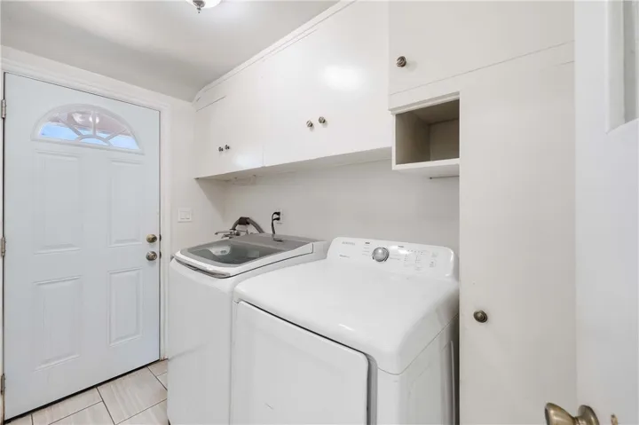 Laundry room. Washer & dryer included