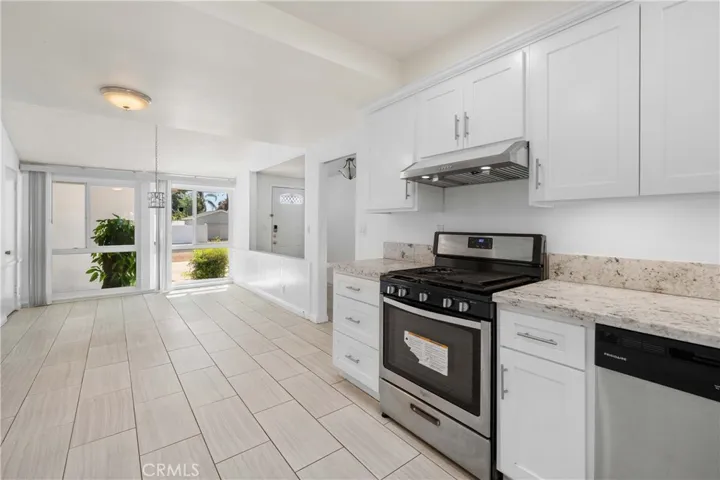 Kitchen is open to the dining area